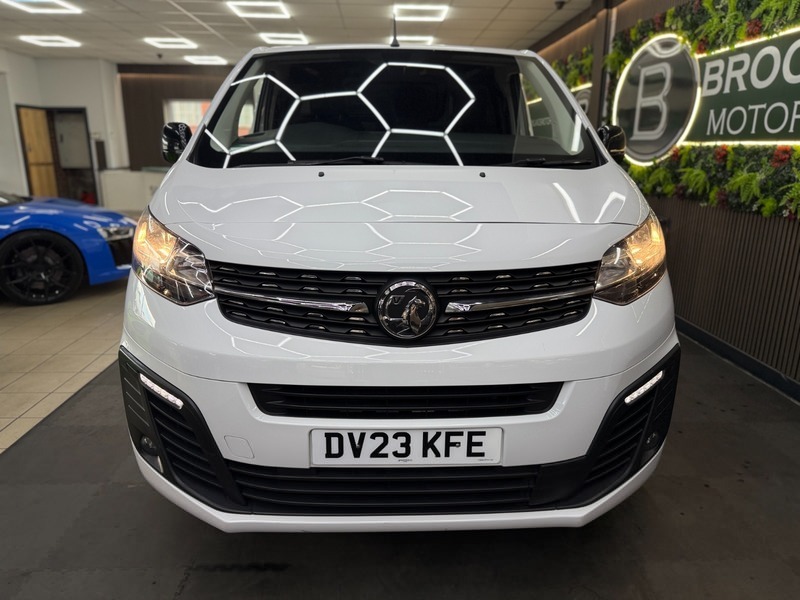 Vauxhall Vivaro L2h1 F2900 Pro Ss Sat Nav Stunning Example DV23KFE White #3