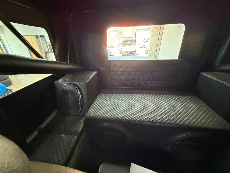 Jeep  1.2 Altitude Euro 6 Ss Black #11
