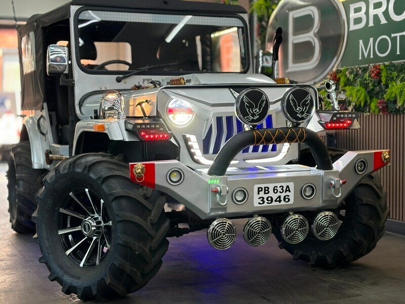 Jeep  1.2 Altitude Euro 6 Ss Black #1