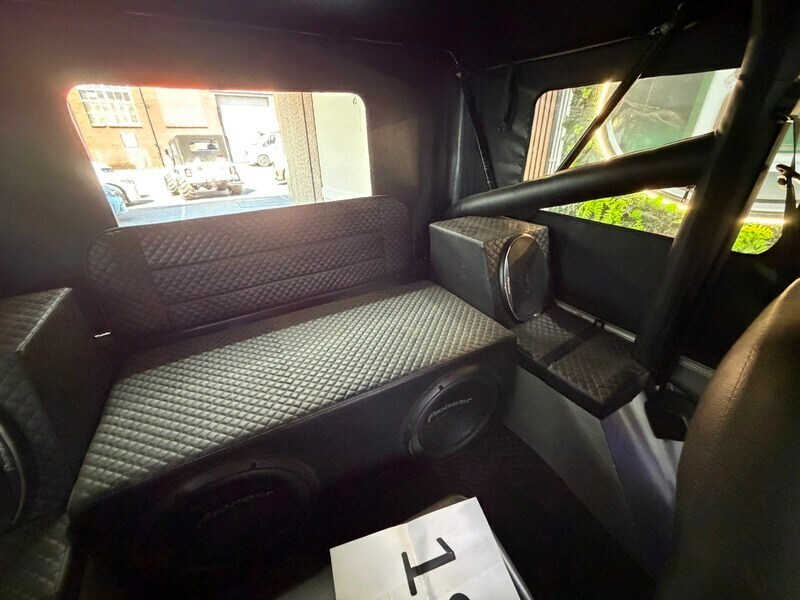 Jeep  1.2 Altitude Euro 6 Ss Black #21