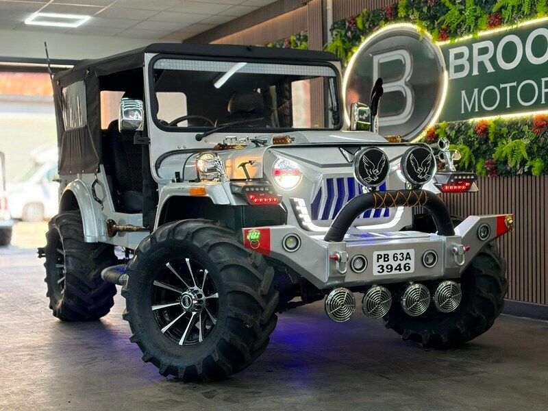 Jeep  Mahindra Jeep Rare Opportunity L715DHE Black #2
