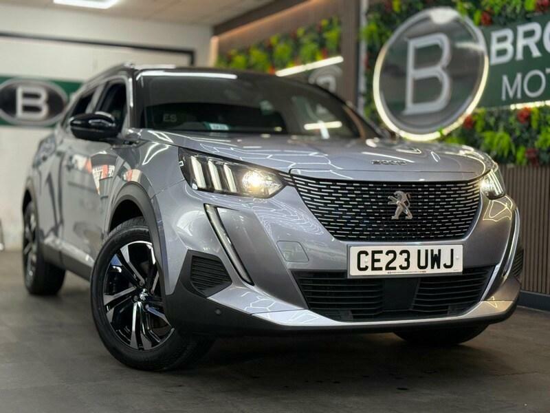 Peugeot e-2008 100Kw Gt 50Kwh Grey