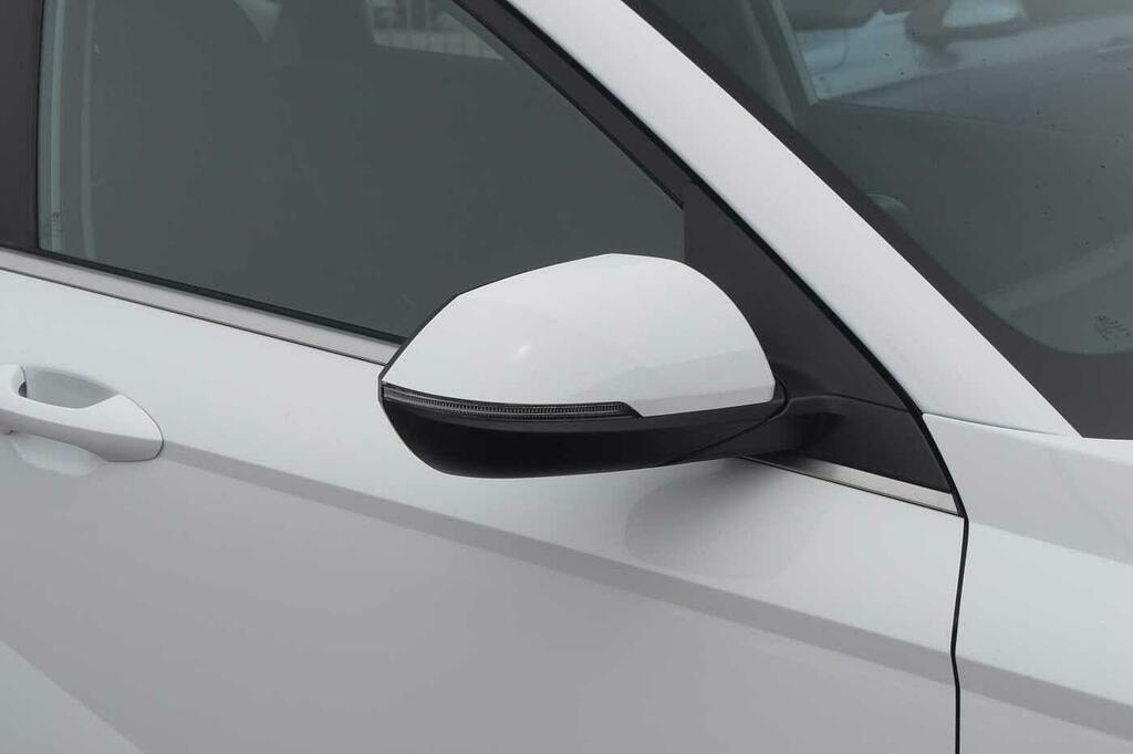 Hyundai Kona Hatchback WL74FDG White #5