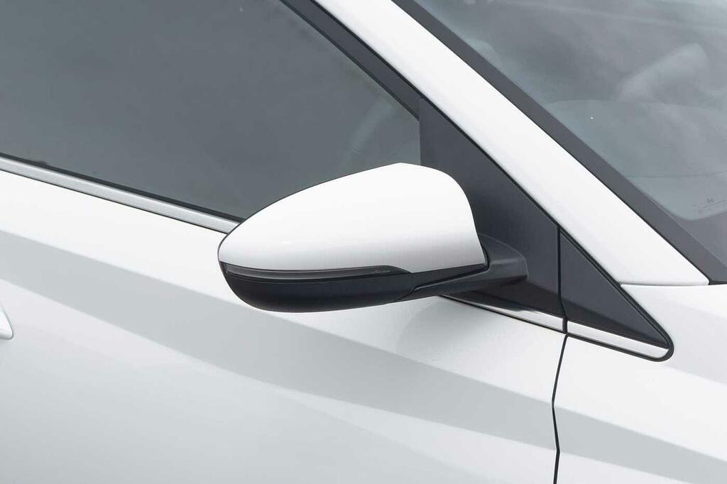 Hyundai I20 Hatchback LF23UGX White #6
