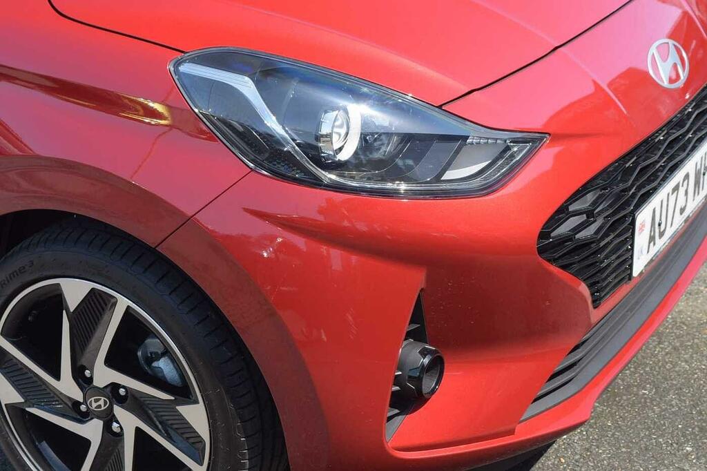 Hyundai I10 Hatchback AU73WHP Red #4