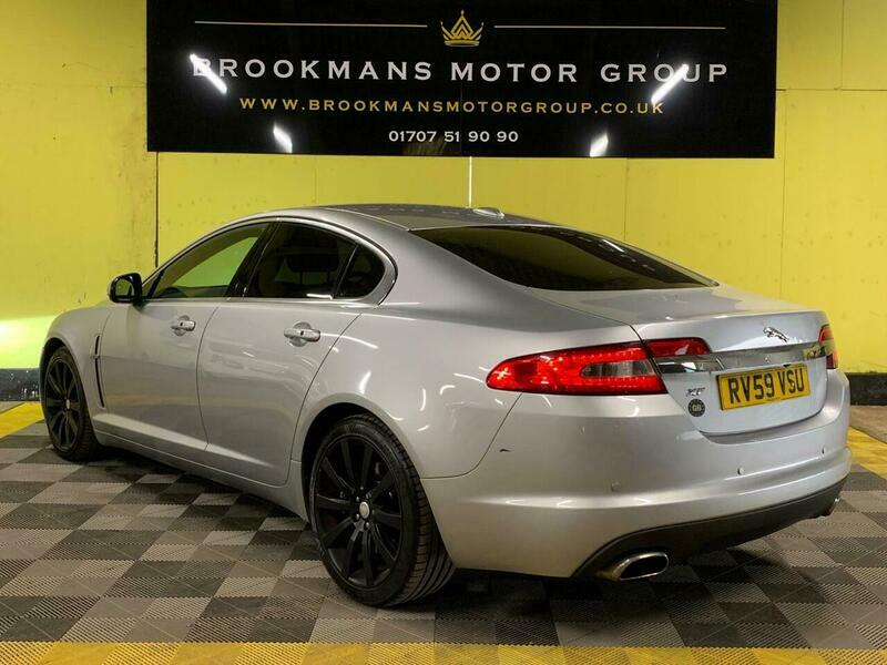 Jaguar XF 3.0D V6 Premium Luxury RV59VSU Silver #6
