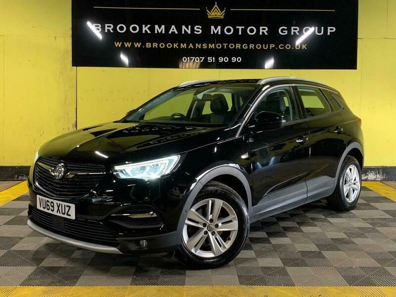 Vauxhall Grandland X 1.5 Turbo D Business VU69XUZ Black #2