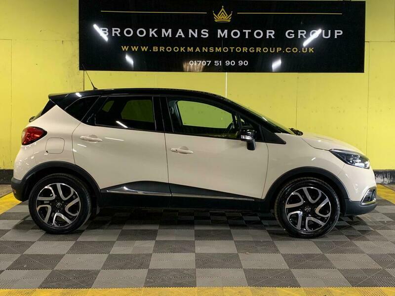 Renault Captur 1.2 Tce Energy Signature White #4