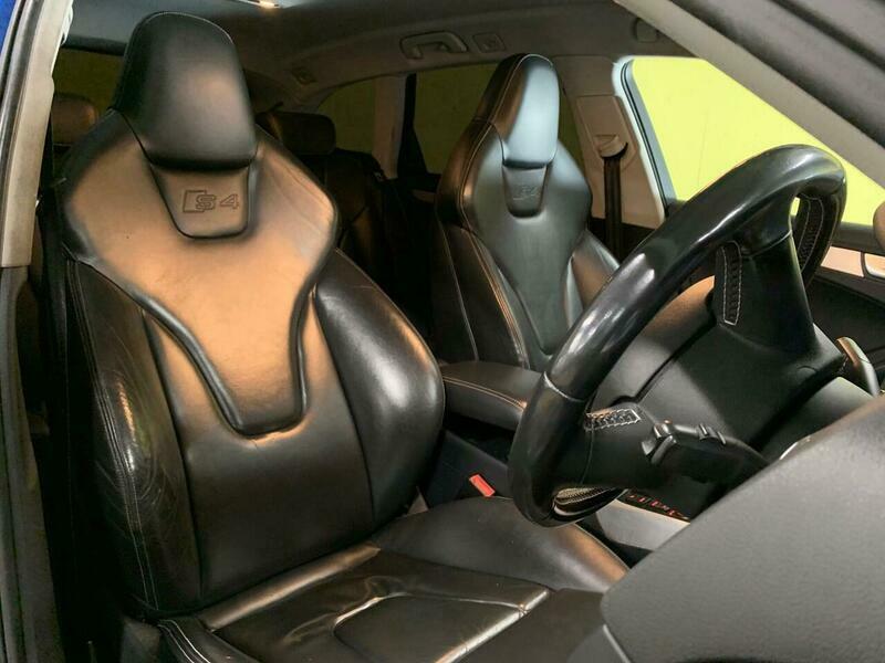 Audi S4 S4 Avant Quattro 5-Door Black #26