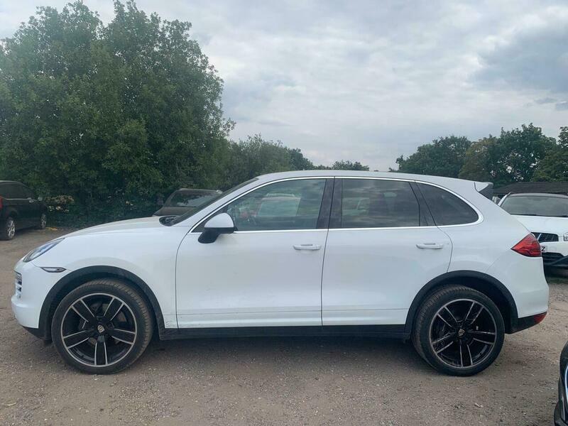 Porsche Cayenne 3.0 201262 Td V6 Suv Tiptro Black #6