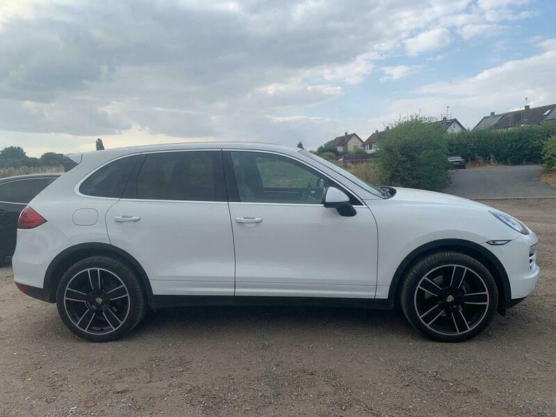 Porsche Cayenne 3.0 201262 Td V6 Suv Tiptro Black #5