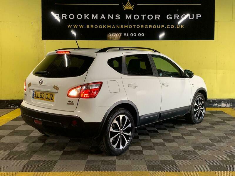 Nissan Qashqai 1.5 Dci 360 2Wd White #3