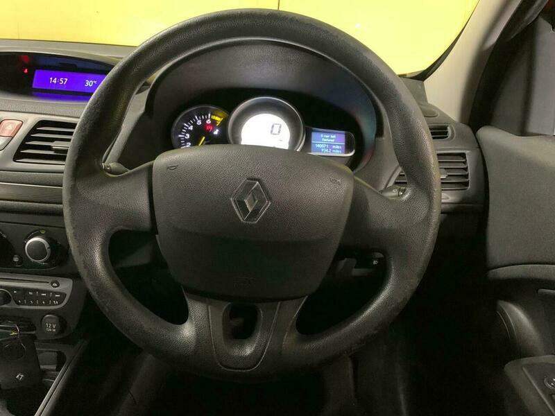 Renault Megane 1.6 16V 110 Dynamique Tomtom Black #17