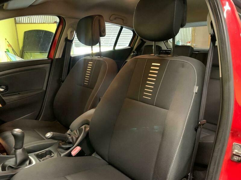 Renault Megane 1.6 16V 110 Dynamique Tomtom Black #18