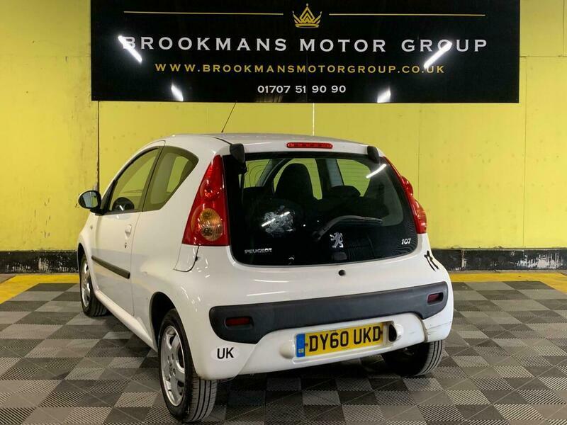 Peugeot 107 1.0 12V Millesim Euro White #5
