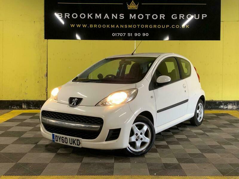 Peugeot 107 1.0 12V Millesim Euro White #2