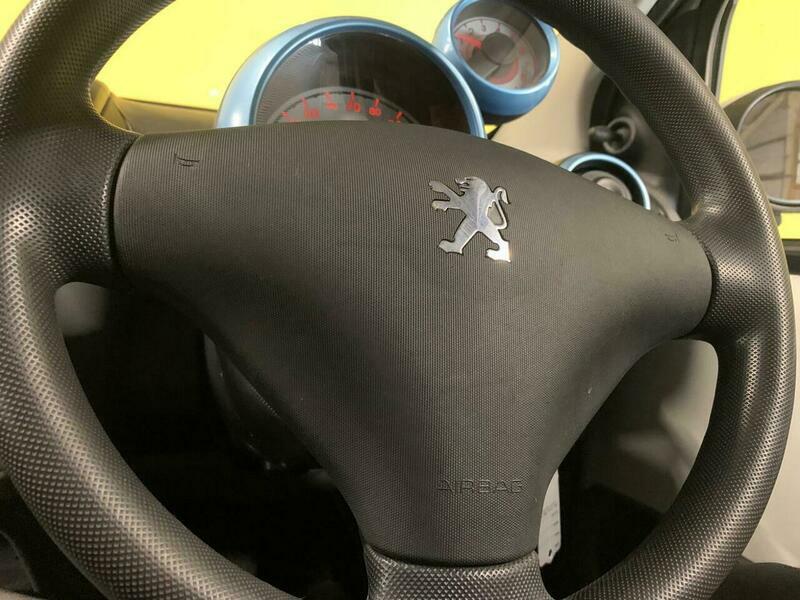 Peugeot 107 Hatchback Black #8