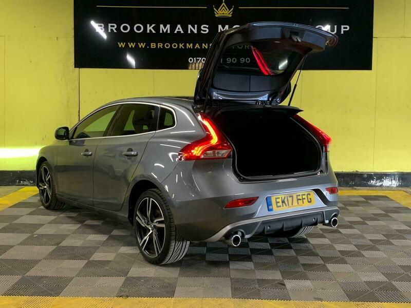 Volvo V40 2.0 T2 R-design Nav Plus 120 Bhp Silver #19