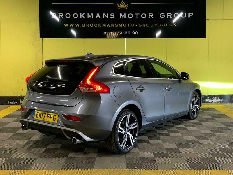 Volvo V40 2.0 D4 R-design Pro Grey #3