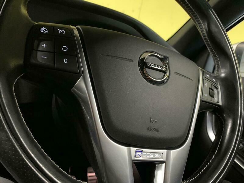 Volvo V40 2.0 T2 R-design Nav Plus 120 Bhp Silver #22
