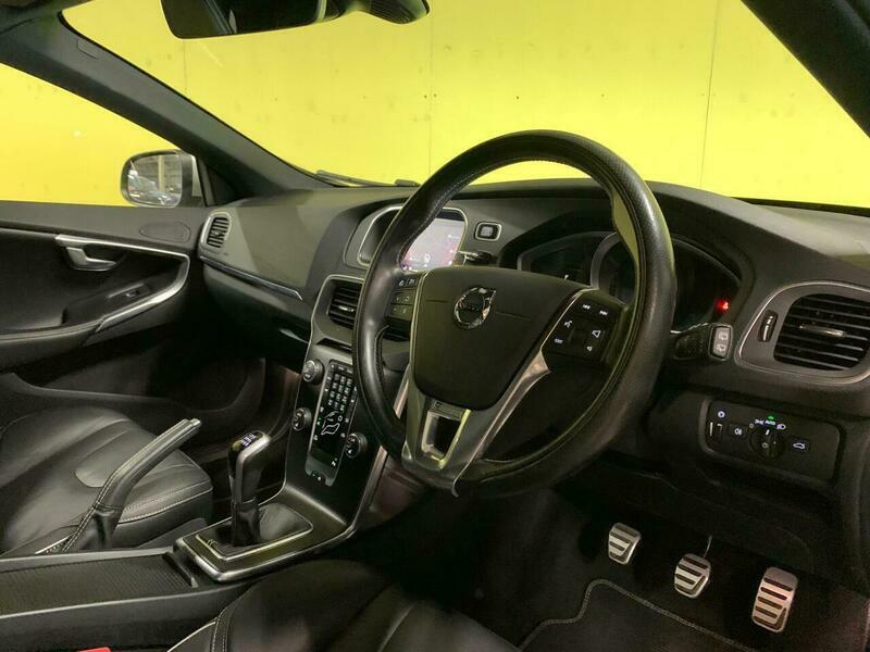 Volvo V40 2.0 T2 R-design Nav Plus 120 Bhp Silver #7