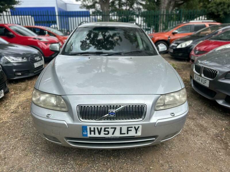 Volvo V70 2.4D Sport Special Edition Silver #4