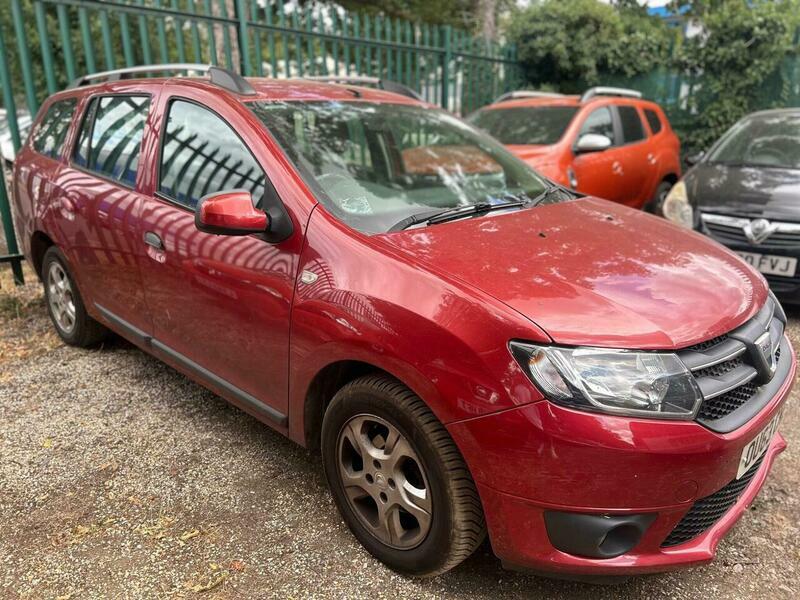 Dacia Logan 0.9 Tce Laureate Euro Red