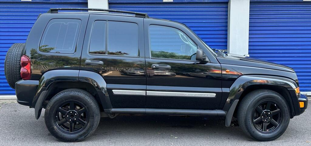 Jeep Cherokee 2.8 Td Limited 4X4 Black #5