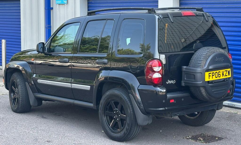 Jeep Cherokee 2.8 Td Limited 4X4 Black #3