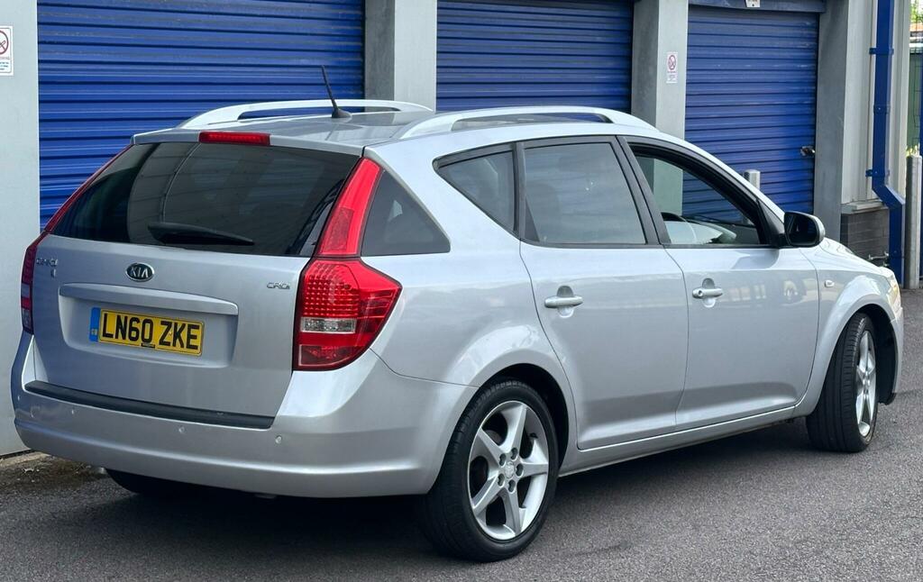 Kia Ceed 1.6 Crdi 3 Sports Wagon Euro 4 Silver #5