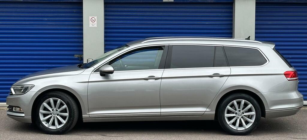 Volkswagen Passat Se Business Silver #2