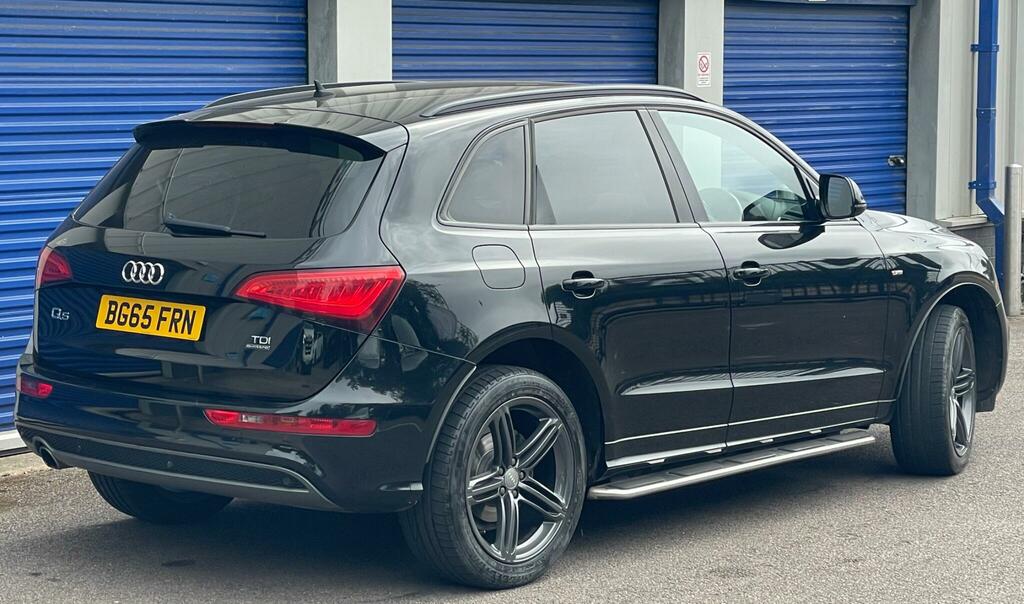 Audi Q5 S Line Plus Black #5