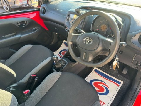 Toyota Aygo 1.0 Vvt-i X Red