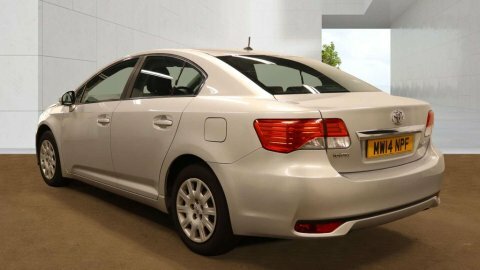 Toyota Avensis 2.0 D-4d Active Silver #3
