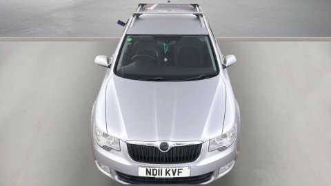 Skoda Superb 2.0 Tdi Se Silver #6