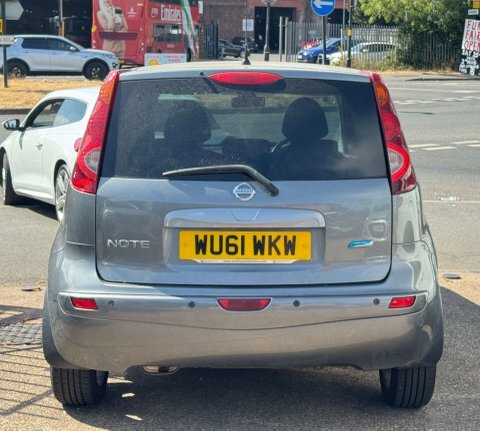 Nissan Note 1.4 16V Acenta Hatchback Euro 5 Red #7
