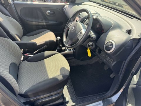 Nissan Note 1.4 16V Acenta Hatchback Euro 5 Red #12