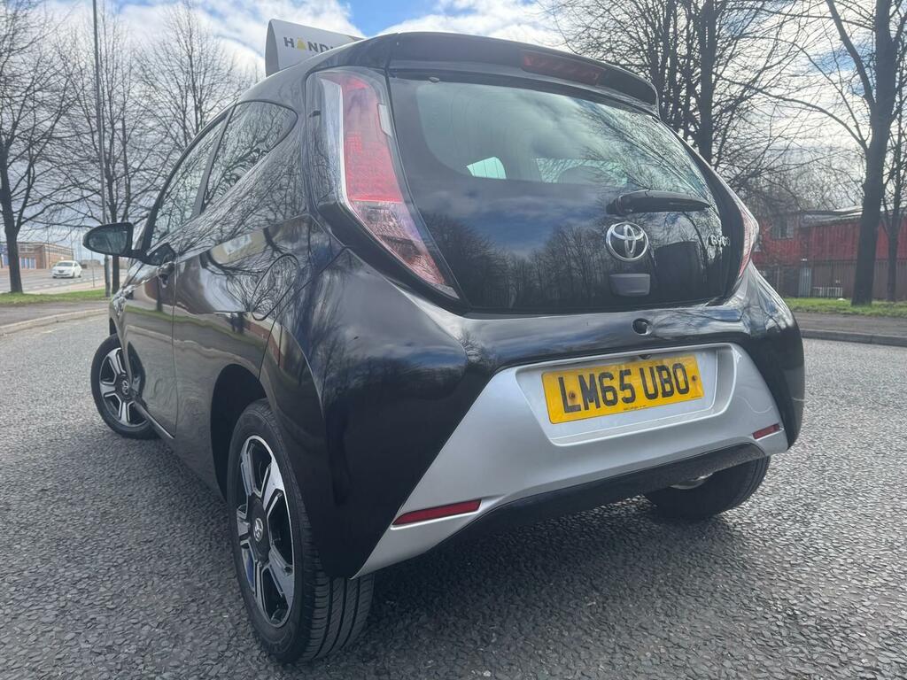 Toyota Aygo 1.0 Vvt-i X-clusiv Euro 5 Euro 5 LM65UBO Black #6
