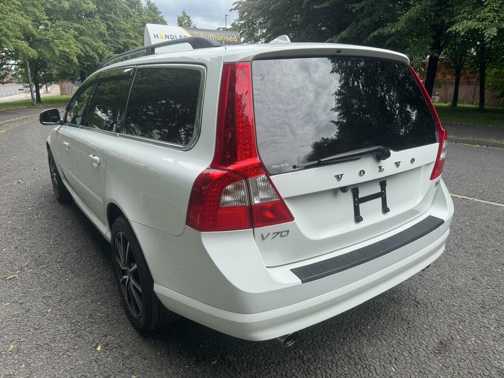 Volvo V70 2.0 T5 Se Lux Powershift Estate White #4