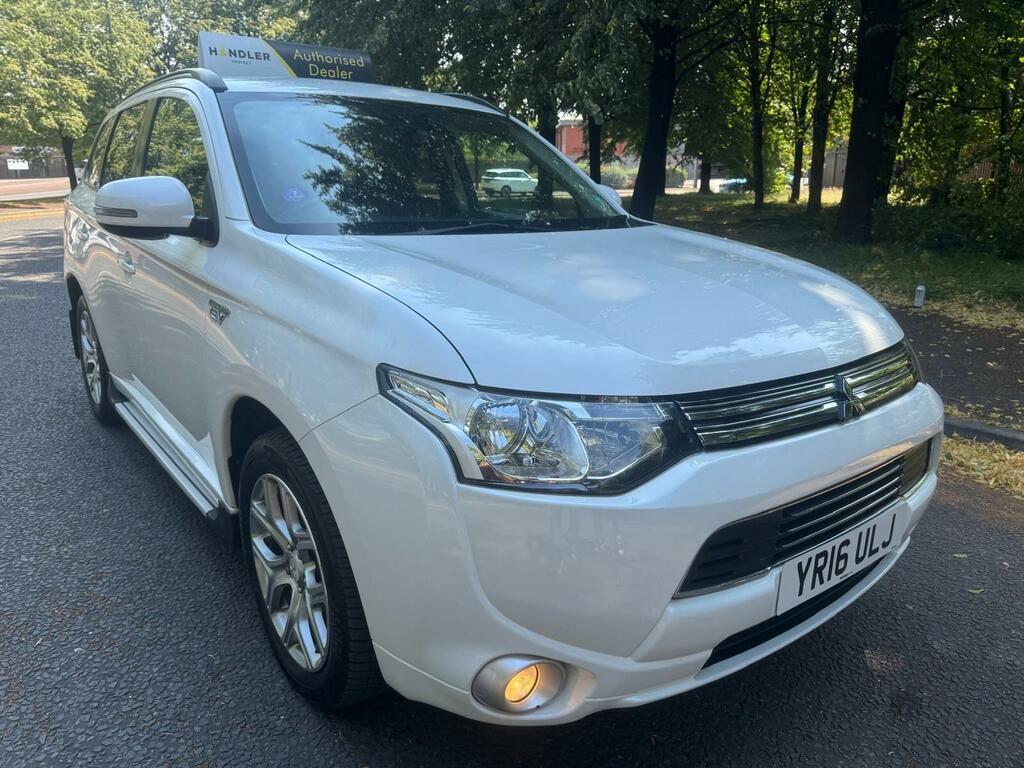 Mitsubishi Outlander 2.0H 12Kwh Gx3h Cvt 4Wd Euro 5 Ss YR16ULJ White #5