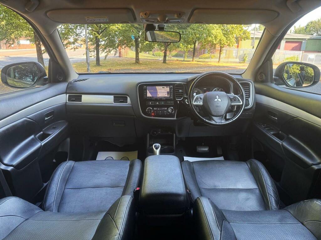 Mitsubishi Outlander Phev Gx 4Hs #17