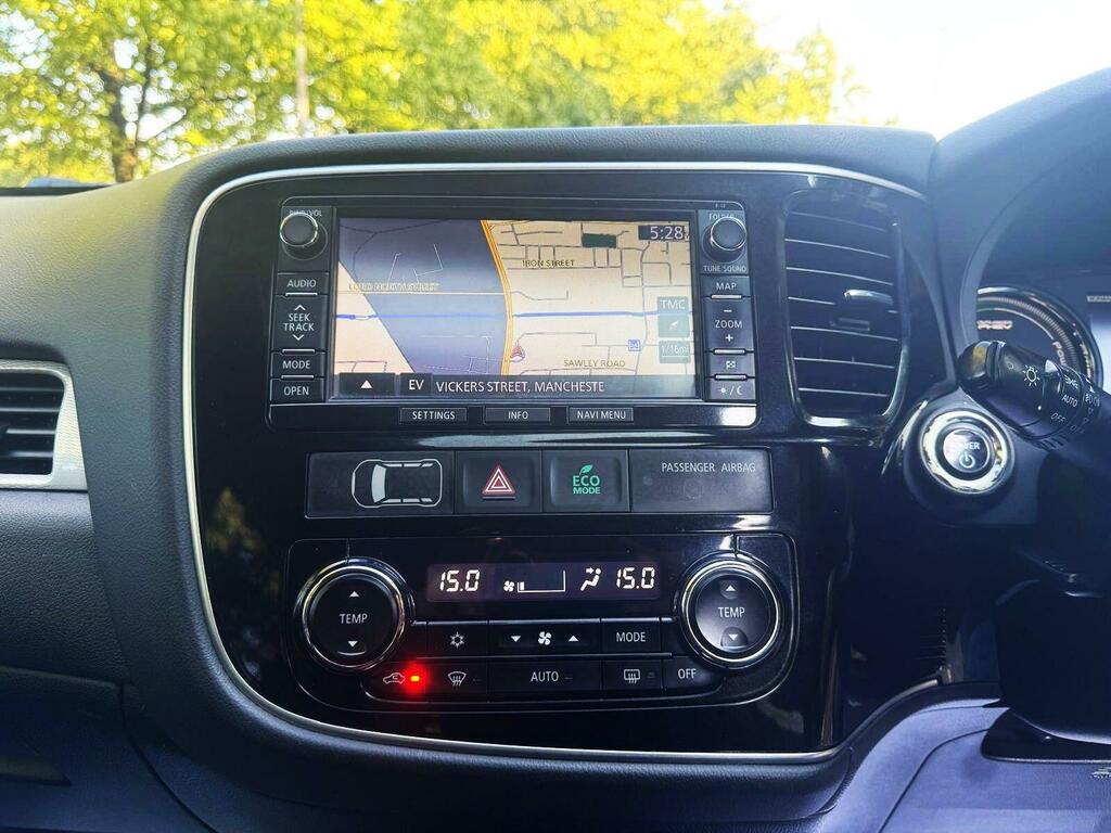 Mitsubishi Outlander Phev Gx 4Hs #35