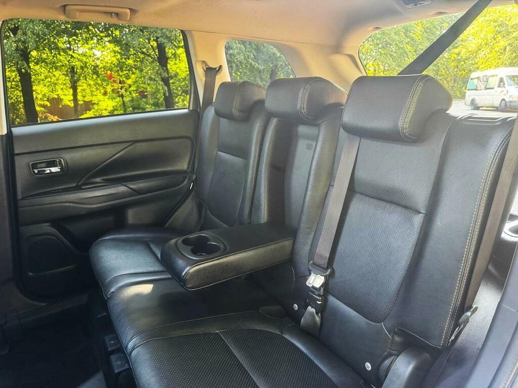 Mitsubishi Outlander Phev Gx 4Hs #25