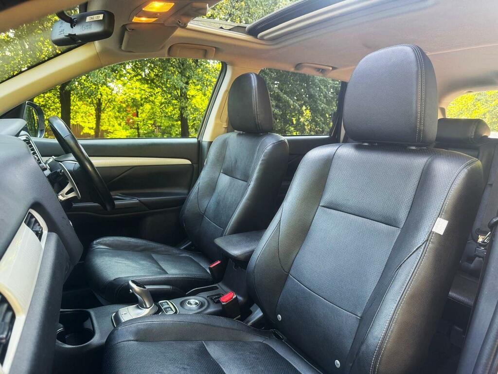 Mitsubishi Outlander Phev Gx 4Hs #47