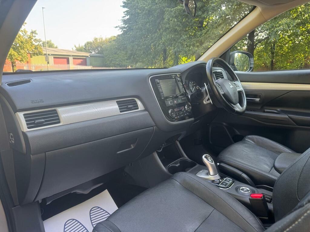 Mitsubishi Outlander Phev Gx 4Hs #18