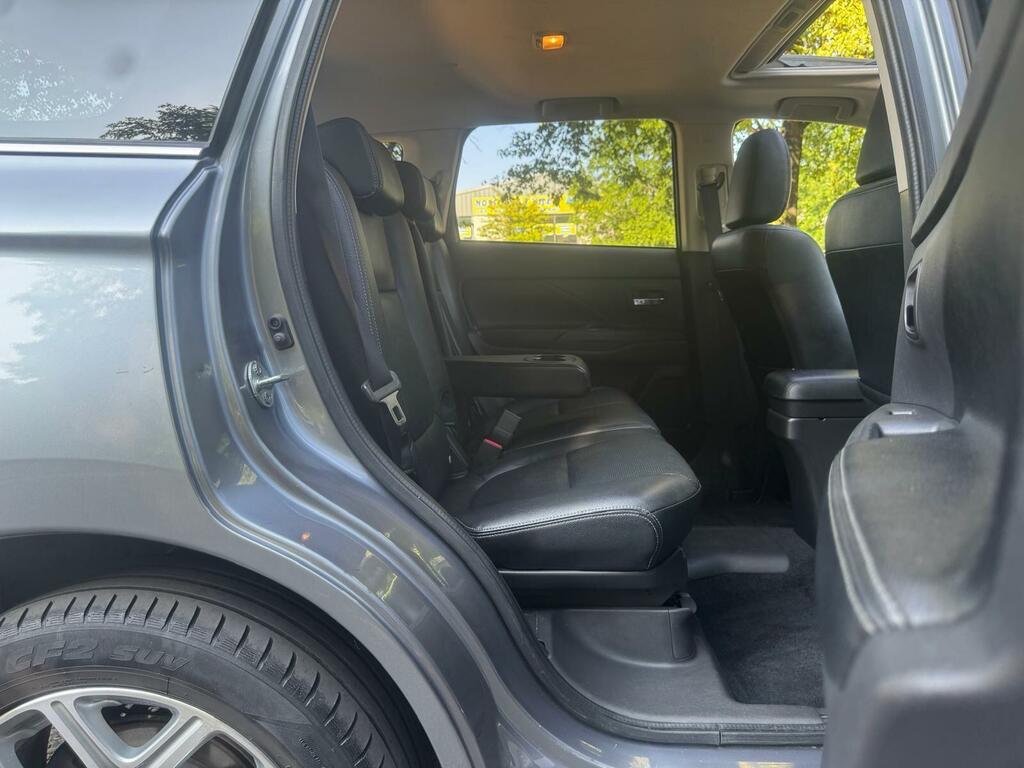 Mitsubishi Outlander Phev Gx 4Hs #24