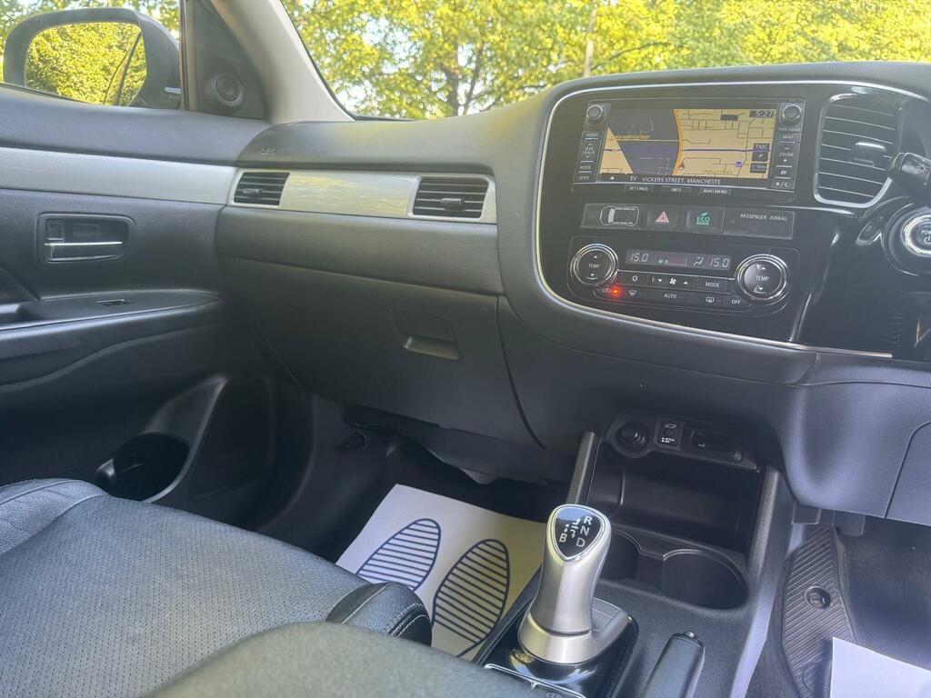 Mitsubishi Outlander Phev Gx 4Hs #48