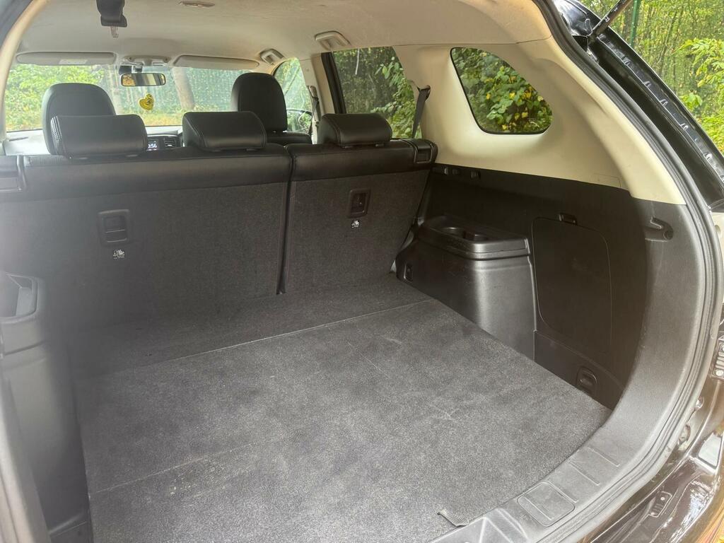 Mitsubishi Outlander 2.2 Di White #42