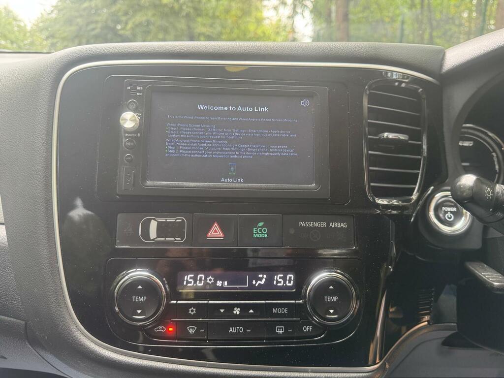 Mitsubishi Outlander 2.2 Di White #36
