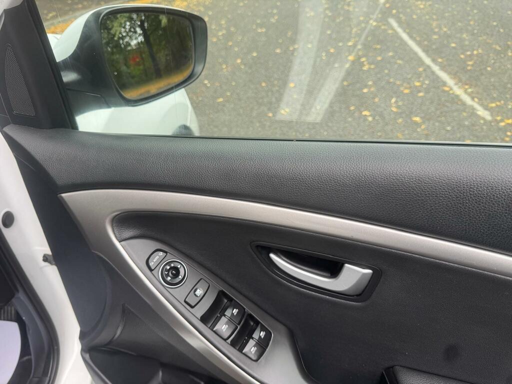 Hyundai I30 1.6 Crdi Blue Drive Grey #34